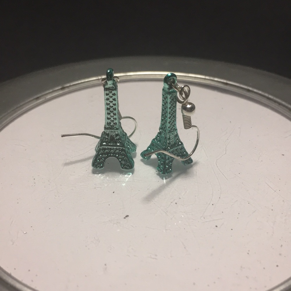 HYPO-ALLERGENIC RECYCLED EARRINGS